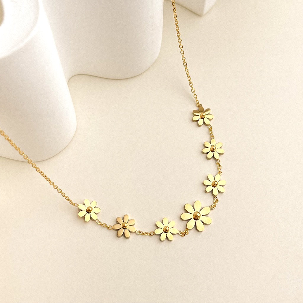 Waterproof Daisy Charm Necklace