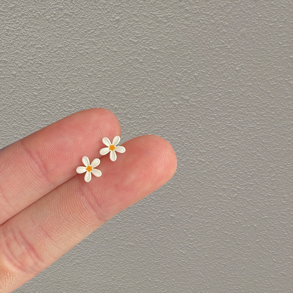 Tiny Daisy Enamel Stud Earrings | Petite Bloom
