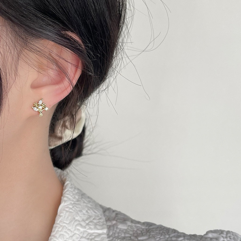 Mini Golden Bouquet Studs
