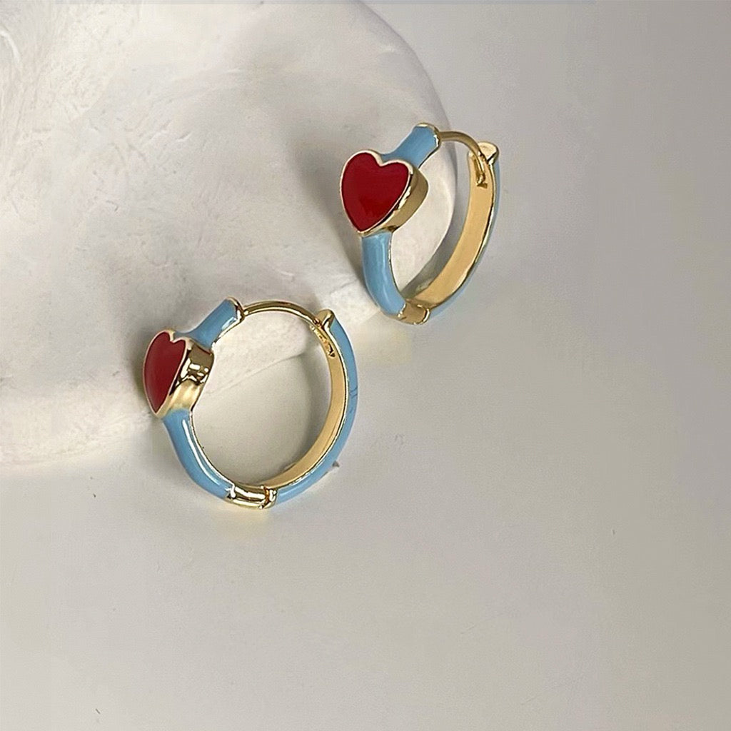 Molten Heart Huggies