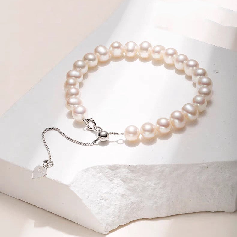 Cherry Blossom Pink Freshwater Pearl Bracelet (4–5mm)