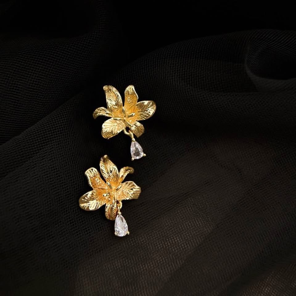 Golden Lily Drop Earrings