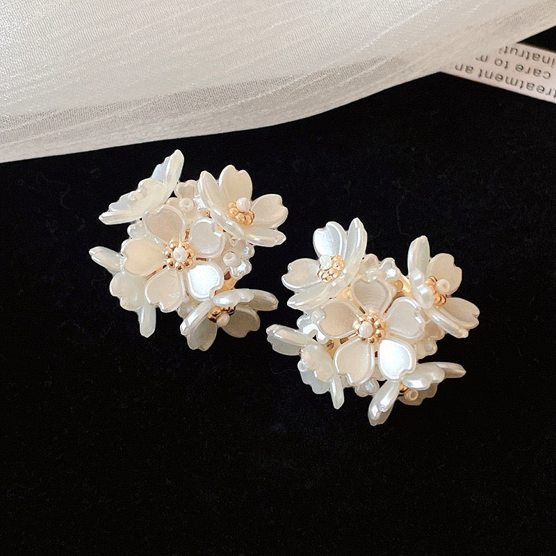 Floral Cluster Studs | Botanical Garden
