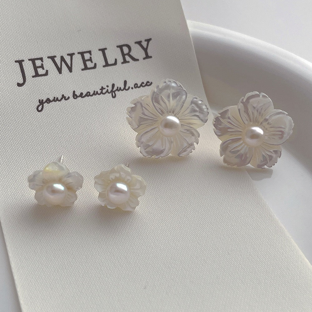 Mother-of-Pearl Blossom Freshwater Pearl Studs