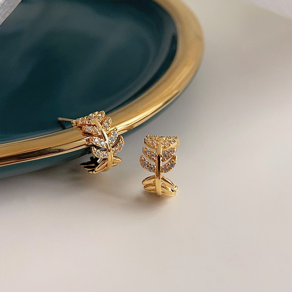 Golden Wheat Leaf Studs